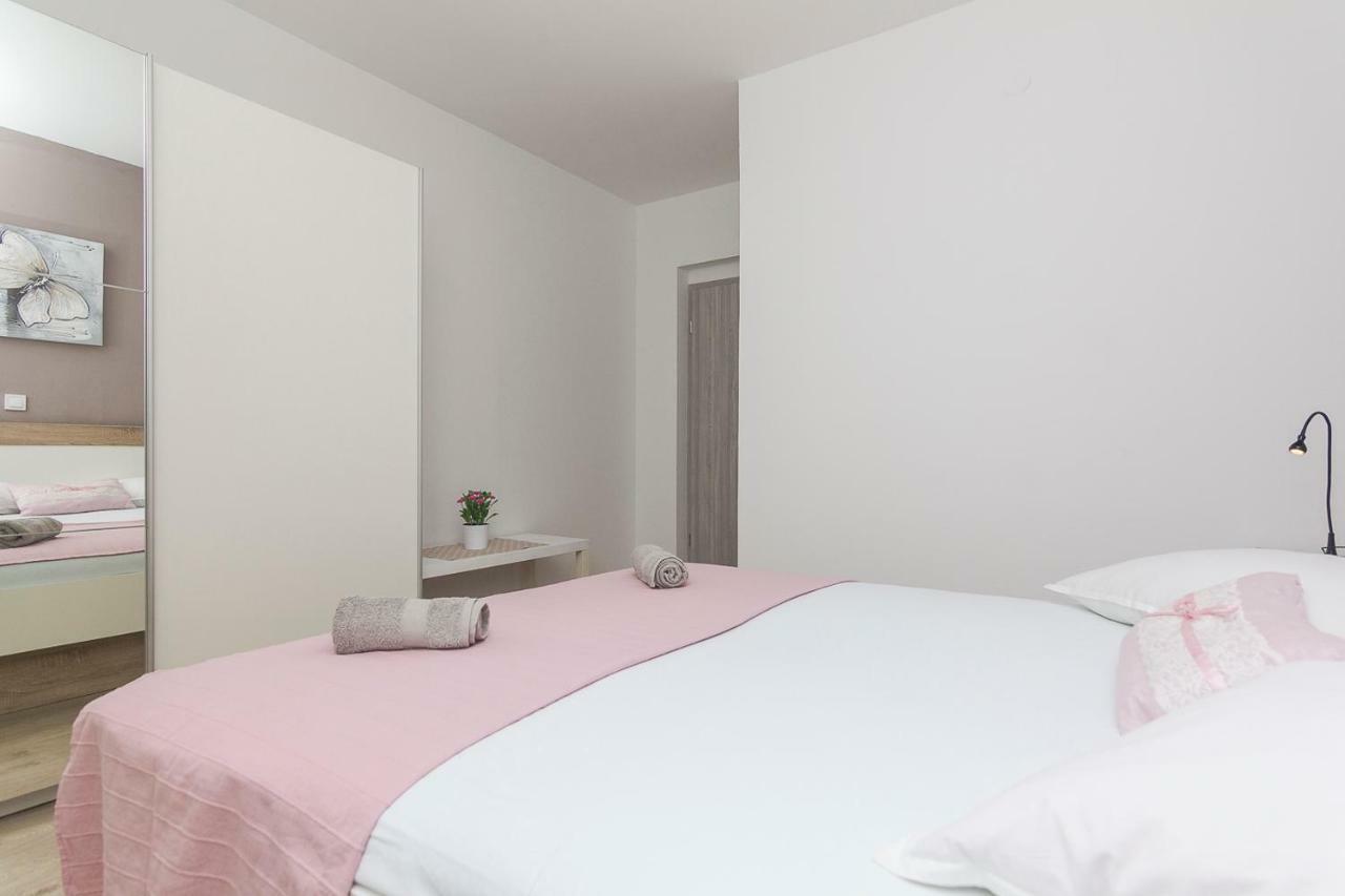 Apartments A&B Makarska Extérieur photo