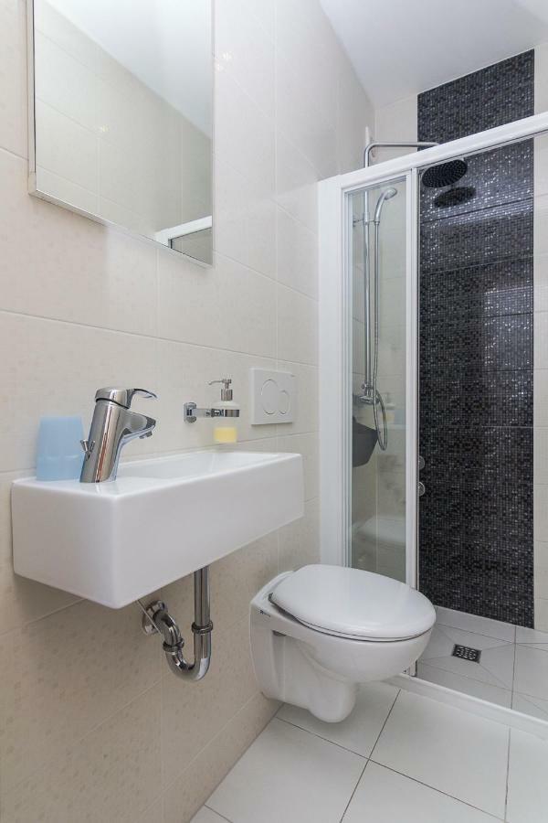 Apartments A&B Makarska Extérieur photo